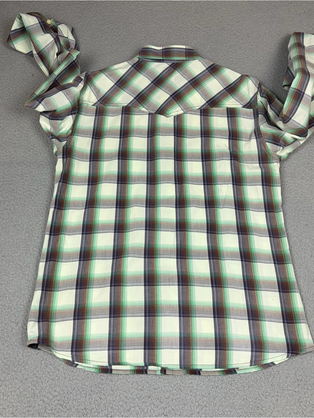 True Religion Men's Plaid Button-Down Shirt Green & Brown Pocket Flaps Western - Picture 7 of 9